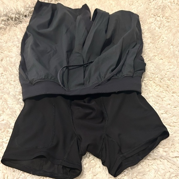 50%off w♥️ 
Men’s Lululemon Patterned Athletic Shorts with Built in Underwear 75 - Picture 6 of 13